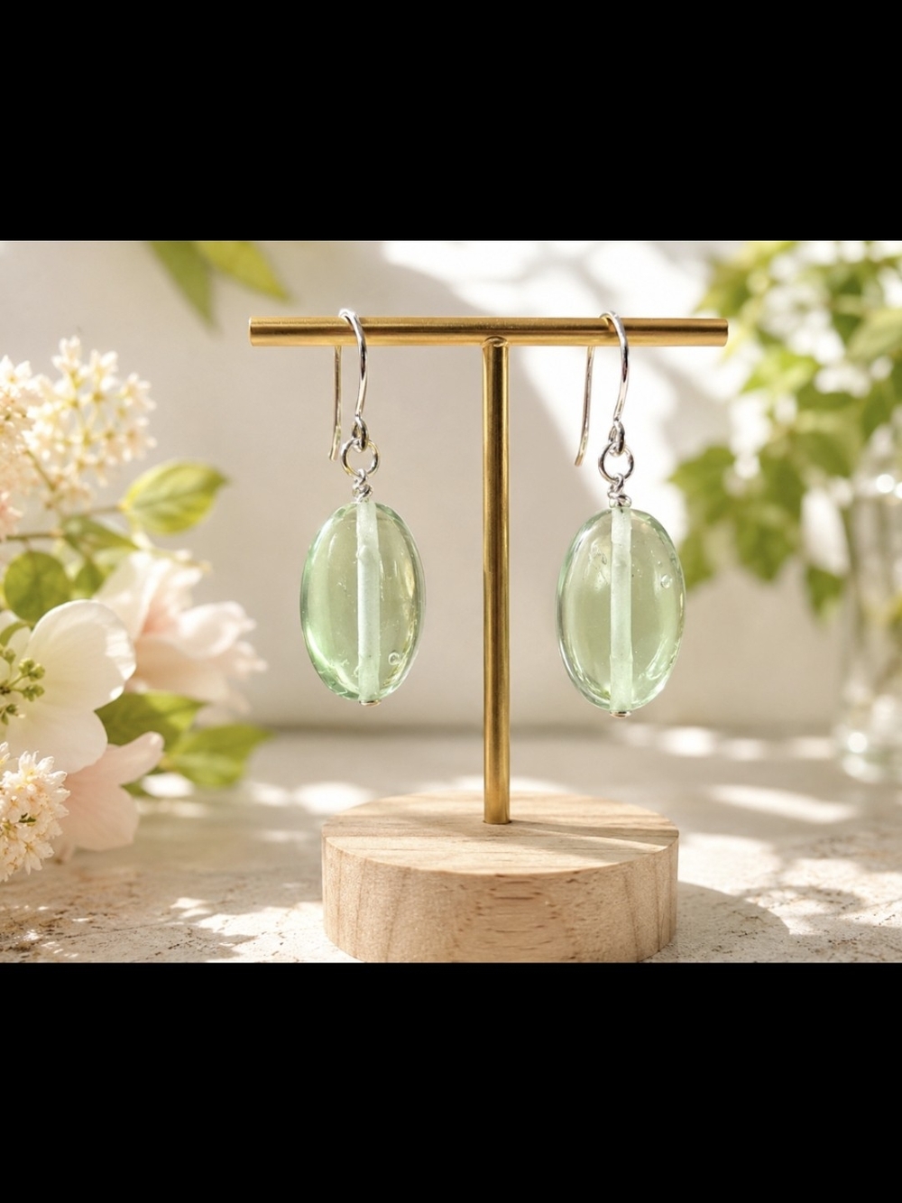 Artisan Handcrafted Green Glass Drop Earrings On Silver Hook.NEW PERFECT 🎁🎁🎁